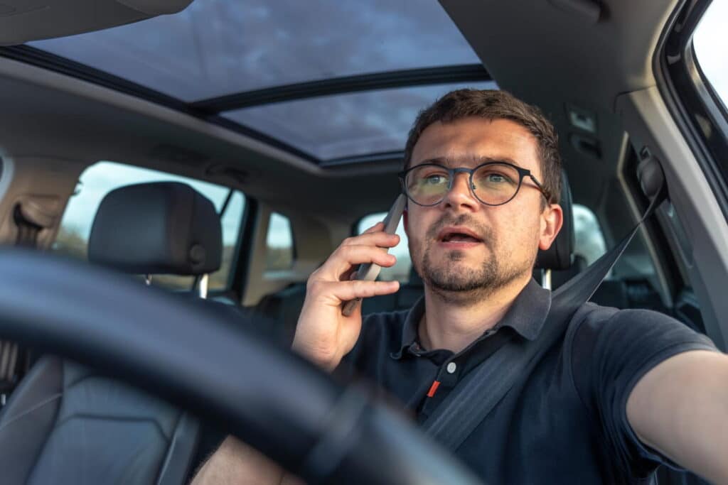 man talking to a dui lawyer on the phone